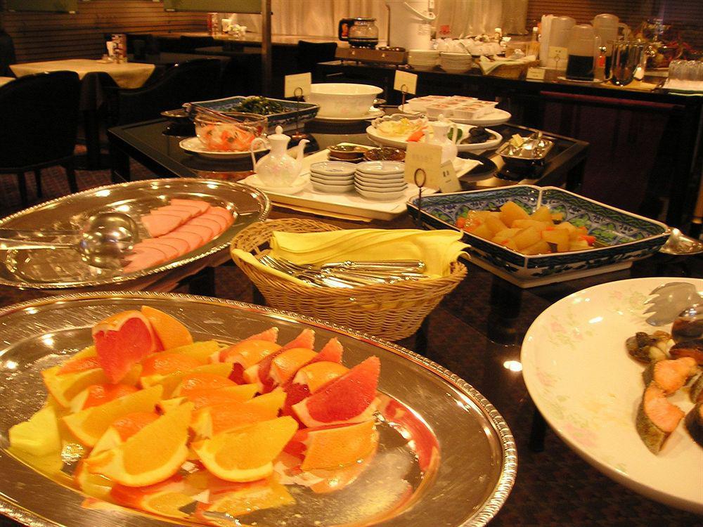 Loisir Hotel Yokkaichi Buitenkant foto